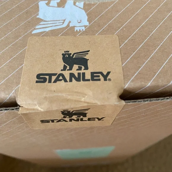 Stanley The Quencher H2.0 Flowstate 40 oz.Tumbler